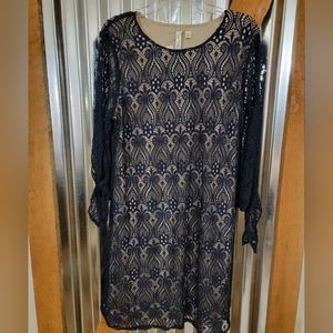 Lace shift dress